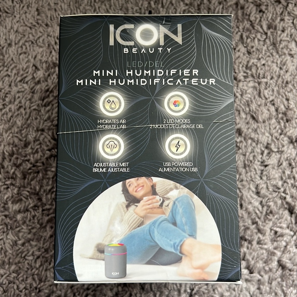 Icon Beauty LED Mini Humidifier - Picture 2 of 4